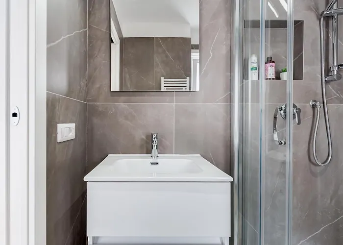 Apartment Vatican With 2 Bathrooms And Terrace