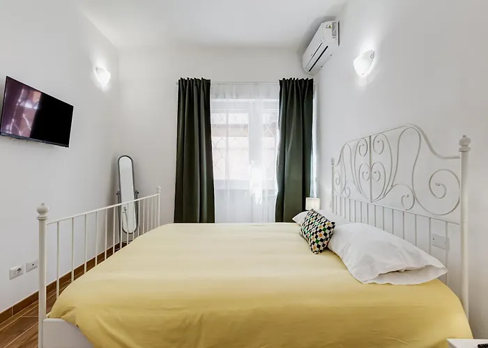 Vatican With 2 Bathrooms And Terrace Apartment Rom