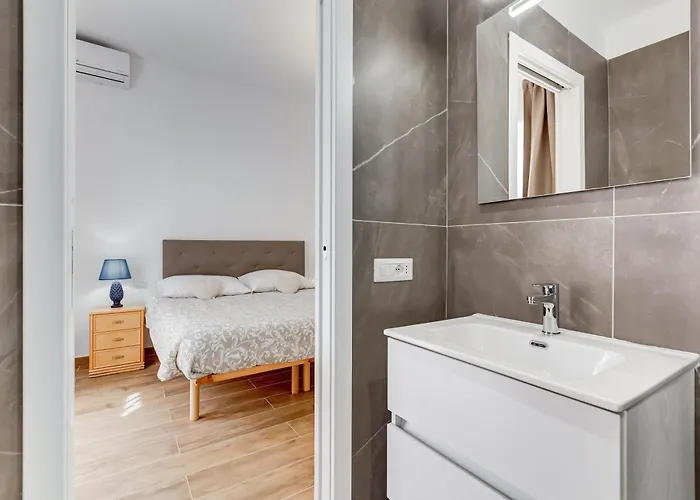 Vatican With 2 Bathrooms And Terrace Apartment Rom