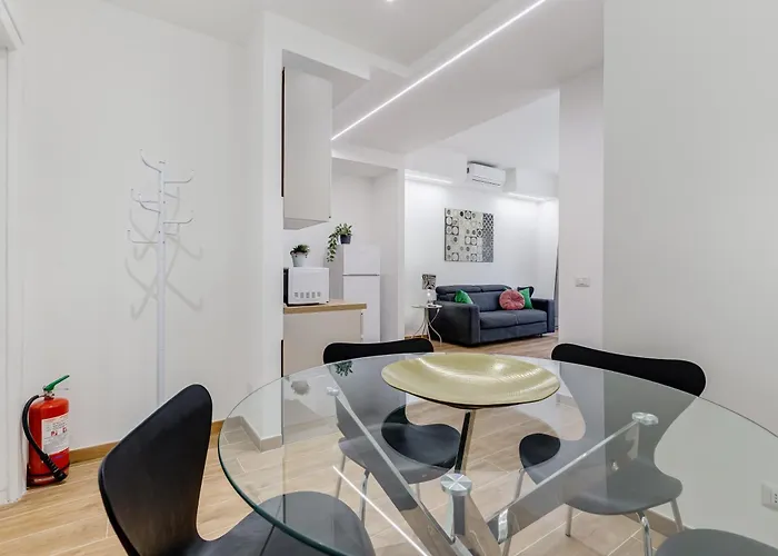 Vatican With 2 Bathrooms And Terrace Apartment