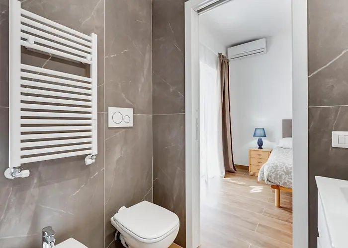 Apartment Vatican With 2 Bathrooms And Terrace
