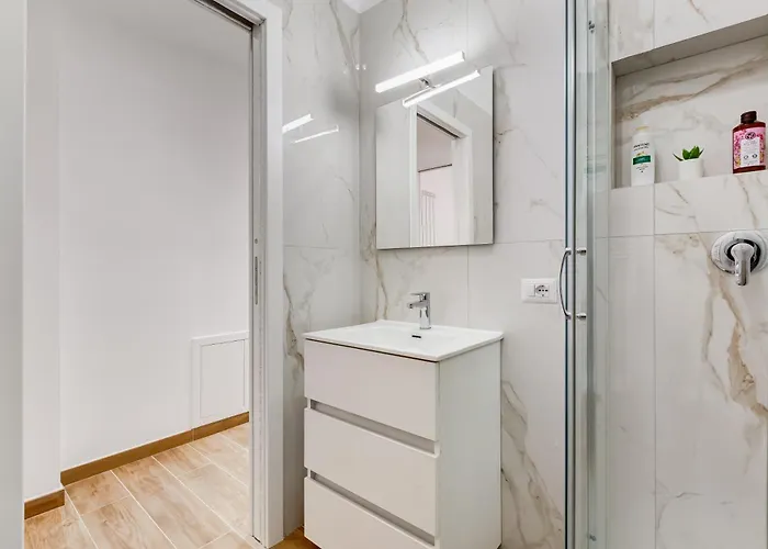 Apartment Vatican With 2 Bathrooms And Terrace *